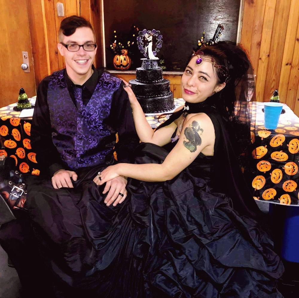 Meet your Posher, Manda